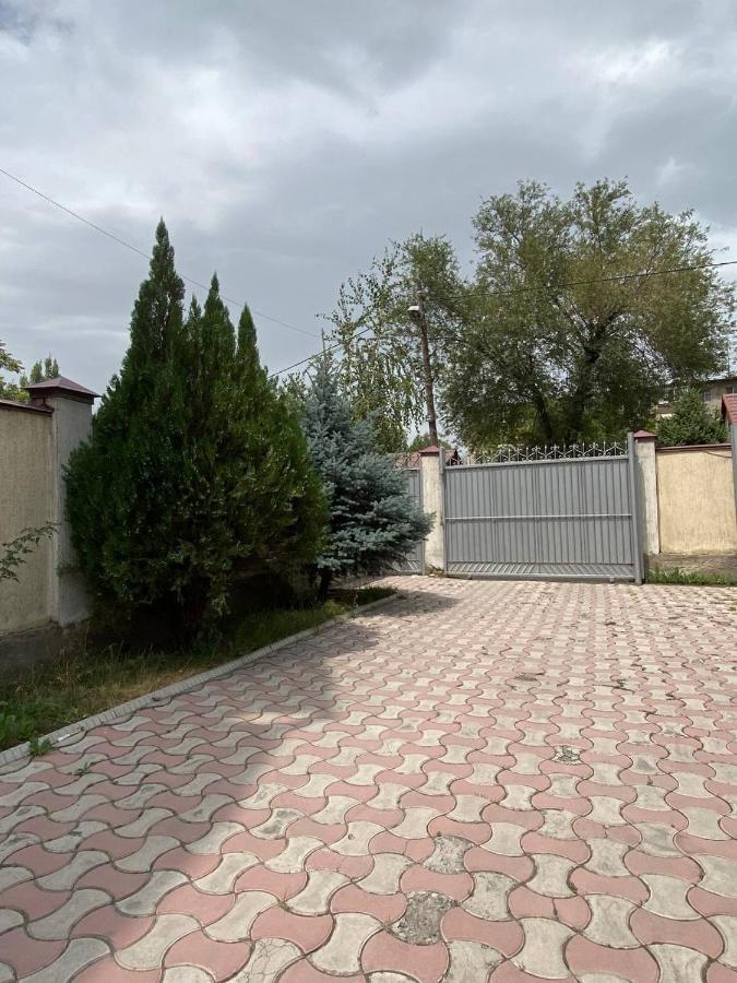 King House Hotel Bishkek Exterior foto