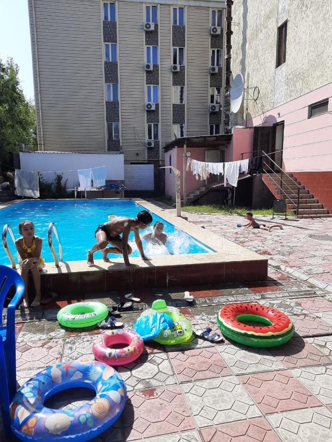 King House Hotel Bishkek Exterior foto