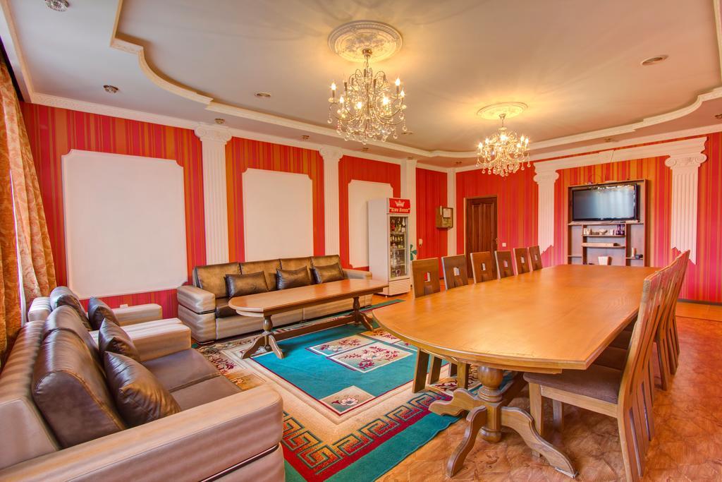 King House Hotel Bishkek Exterior foto