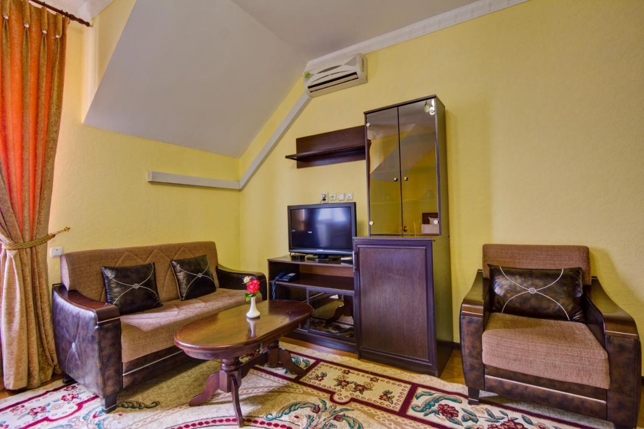 King House Hotel Bishkek Exterior foto